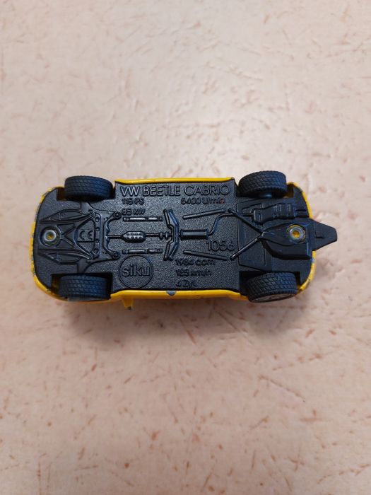 Метални колички matchbox