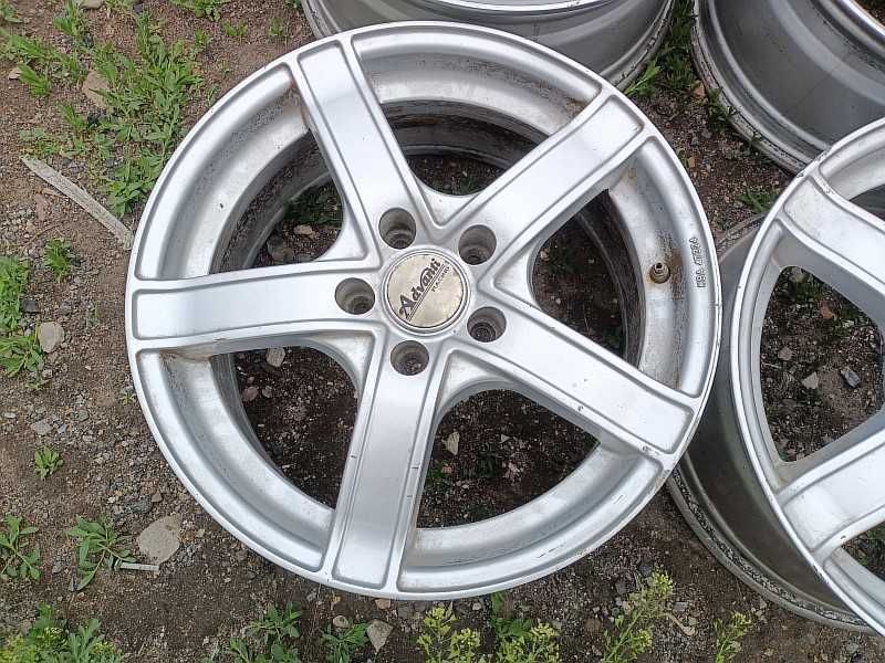 Продам оригинальные легкосплавные диски
