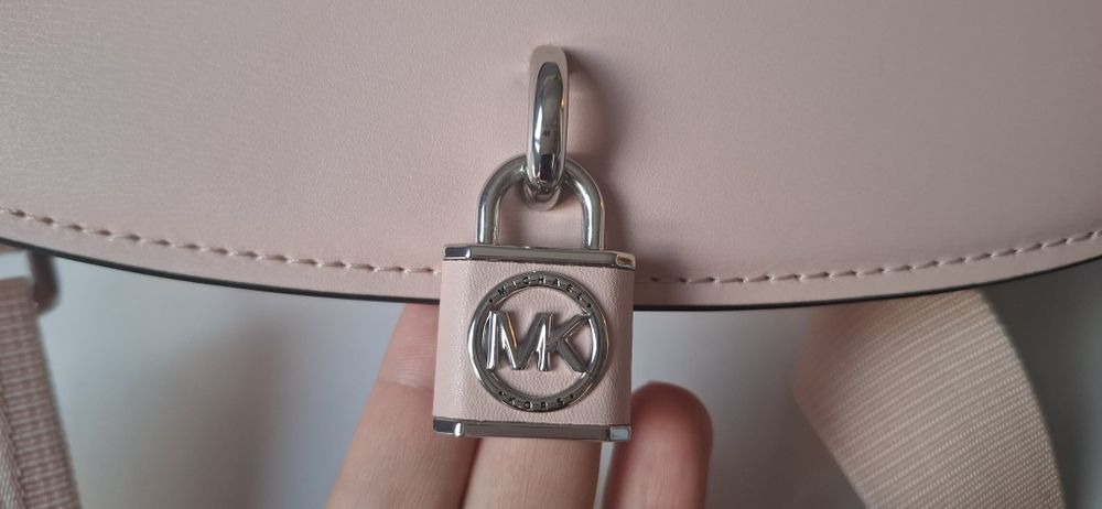 Дамска чанта Michael Kors