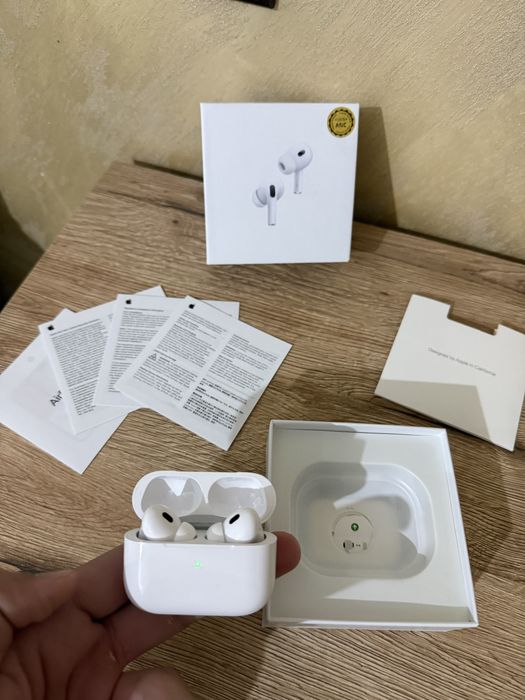 Air Pods Pro 2, cu incarcare magsafe sui noise cancelling