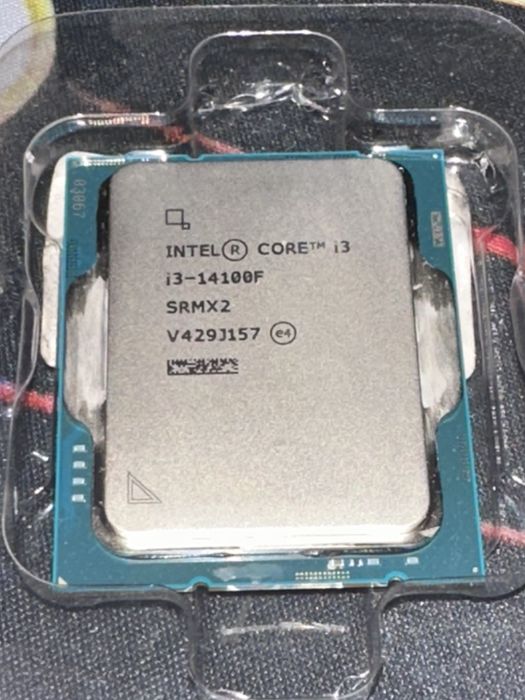 Продам intel i3 14100f новый
