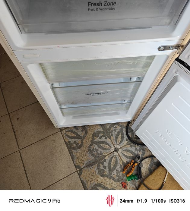 LG 2023г. холодильник продам