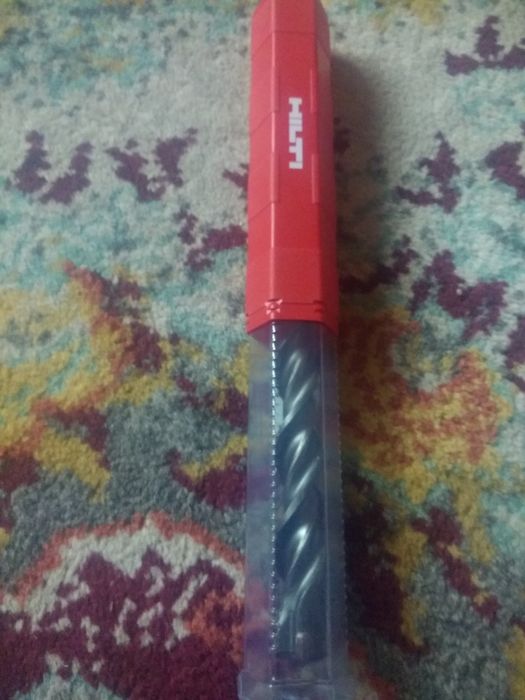 Vând burghiu Hilti SDS 24 nou preț 360 Ron.