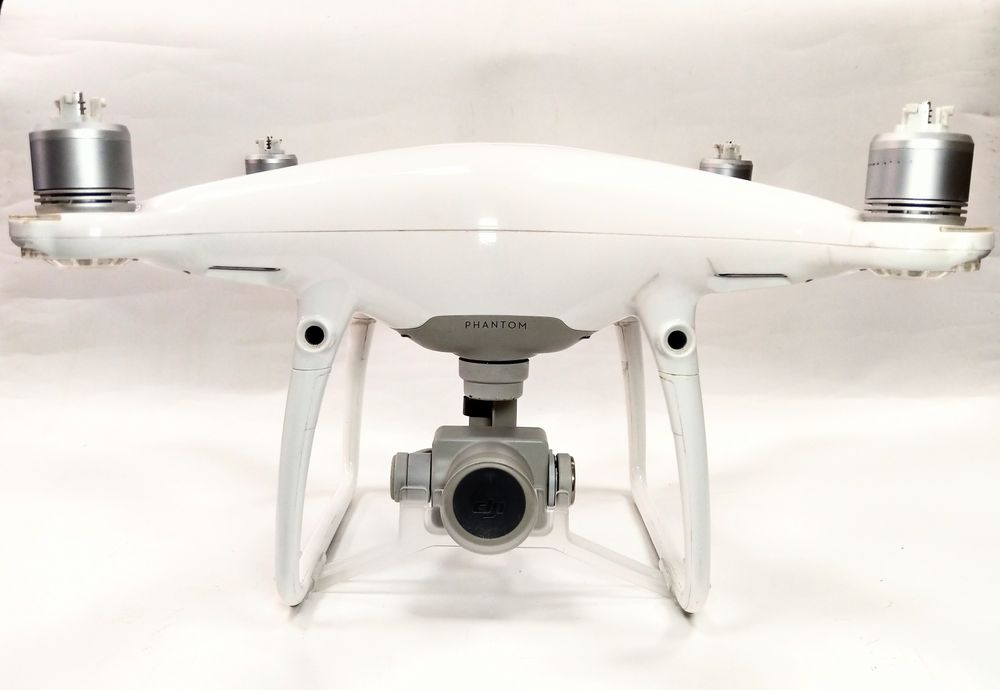 DJI Phantom 4 pro квадрокоптер