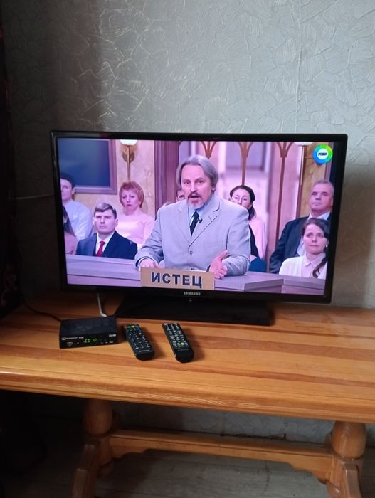 Продам телевизор с приставкой