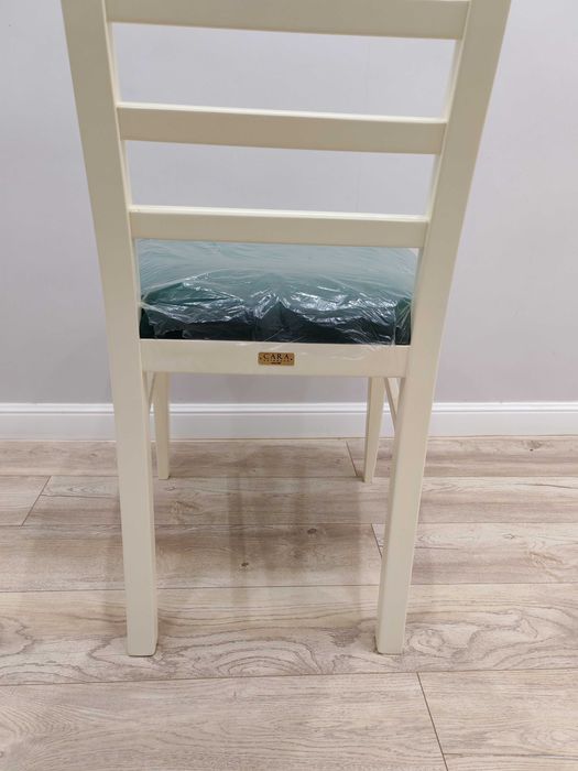 Качественные стулья в гостинную