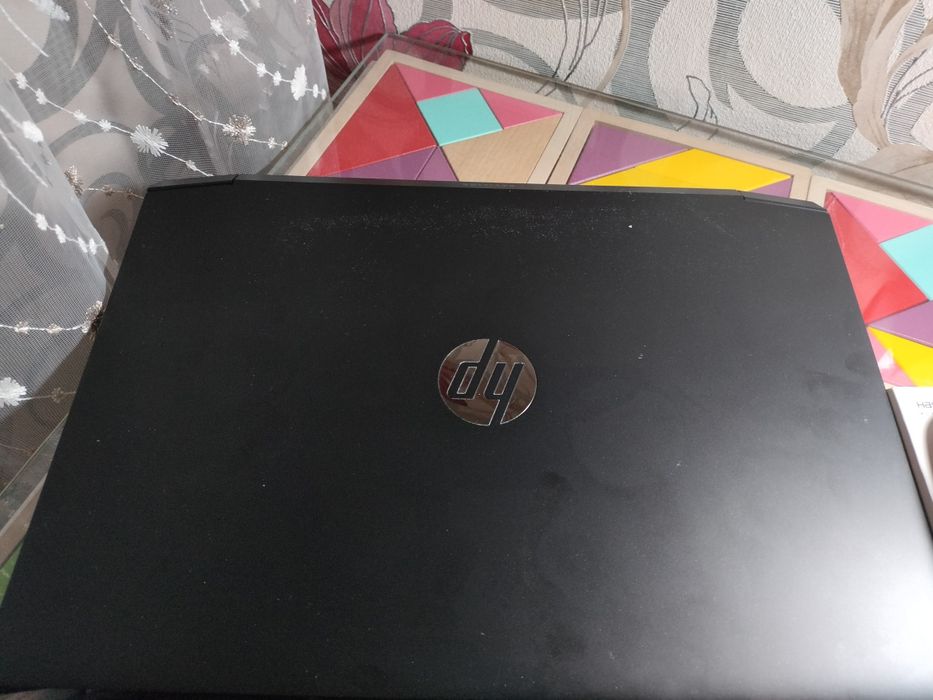 Продам ноутбук HP  180000т.