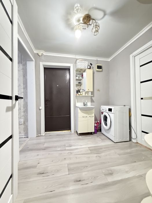 Продается 3-х комн.кв 10.6 торг