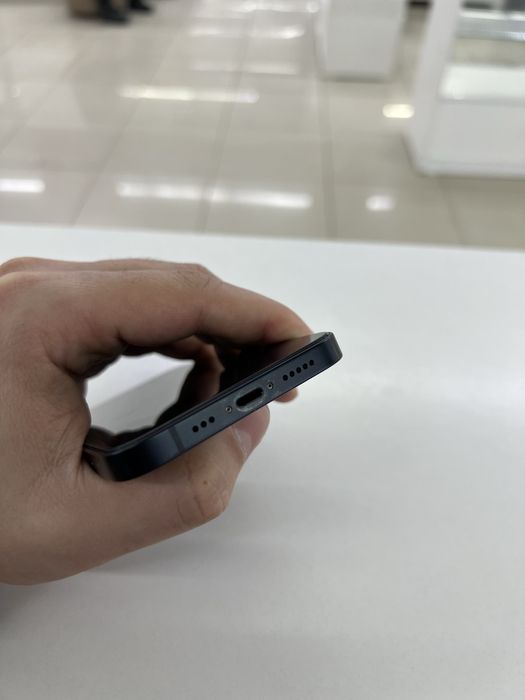 Продам iphone 13 128gb