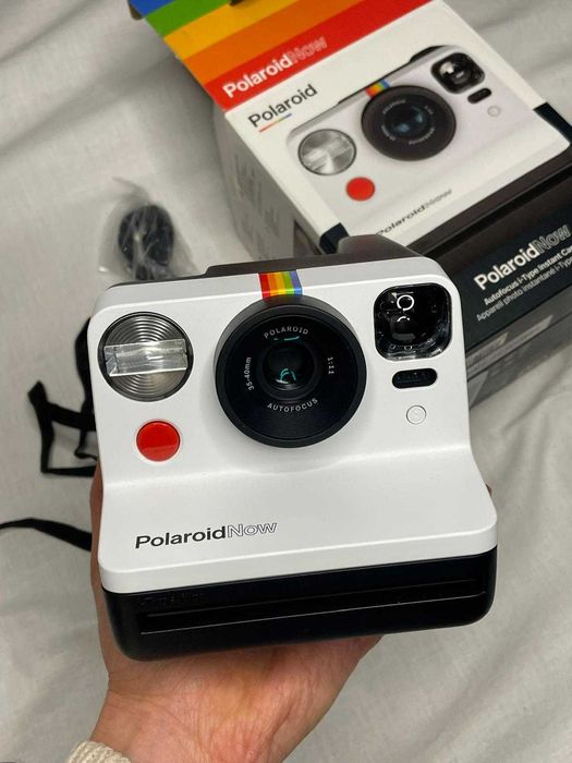 Polaroid Now - Aparat foto instant B&W