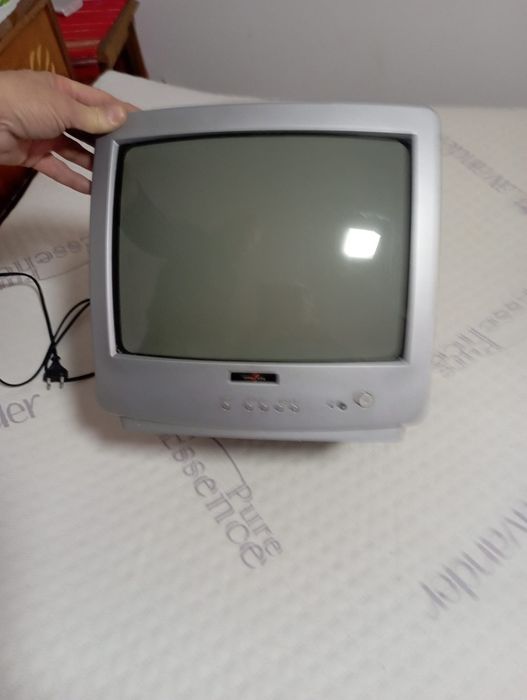 Televizor CRT 37cm