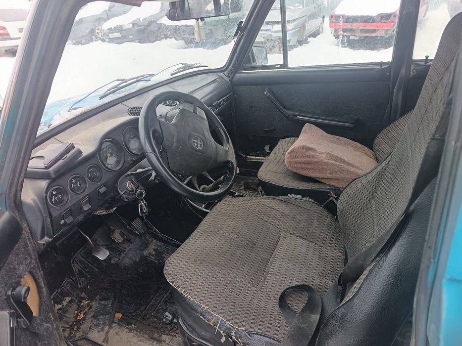 Автомобиль ваз-2106 по запчастям
