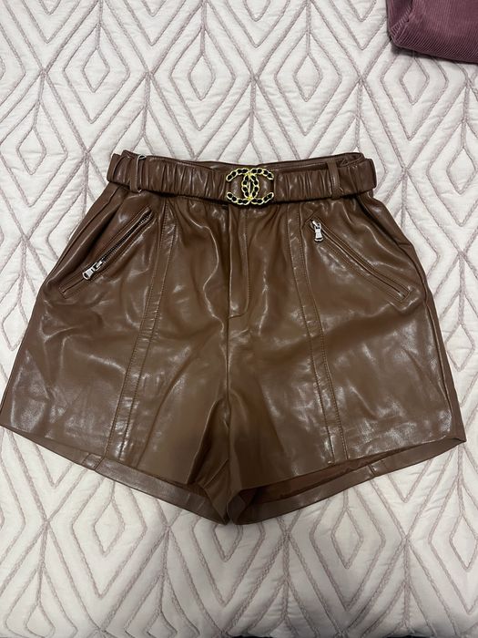 Кожанные мини шорты