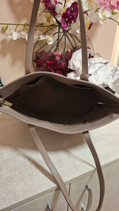 Голяма Сива Furla