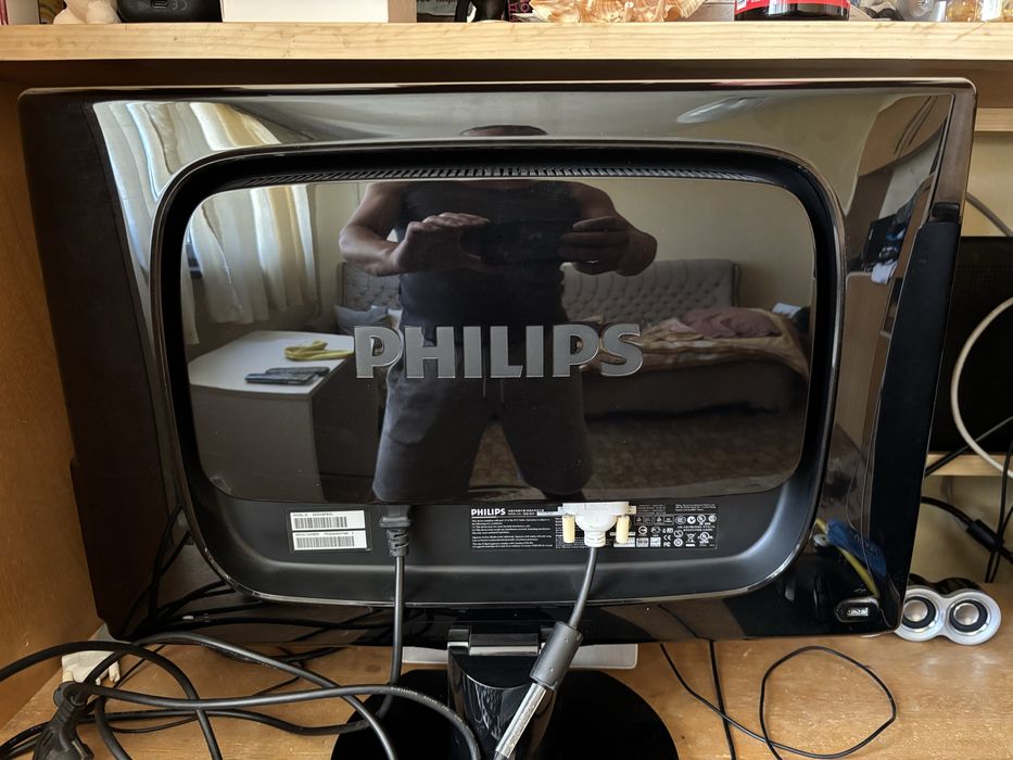 Монитор Philips Brilliance 220CW9FB/00