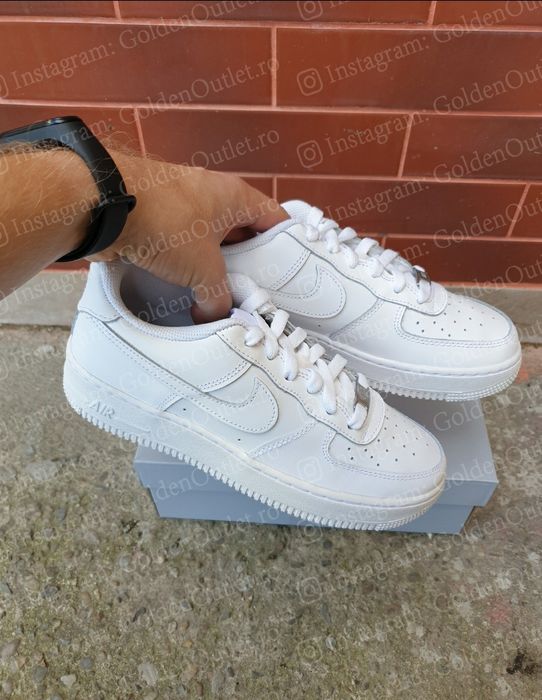 Air Force 1 "Triple White" GS