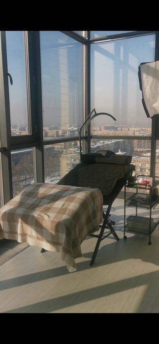 Кушетка лампа подушка