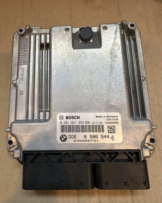 Ecu motor / Calculator motor BMW X5 F15, X6 F16 40D : 8586544