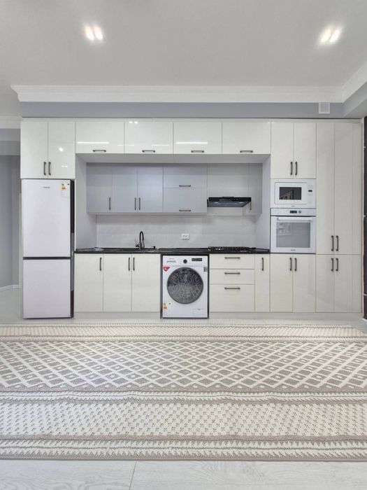 Срочно! Выгодно! Продается 2/4/10 в Центре города! Яккасарайский р-н