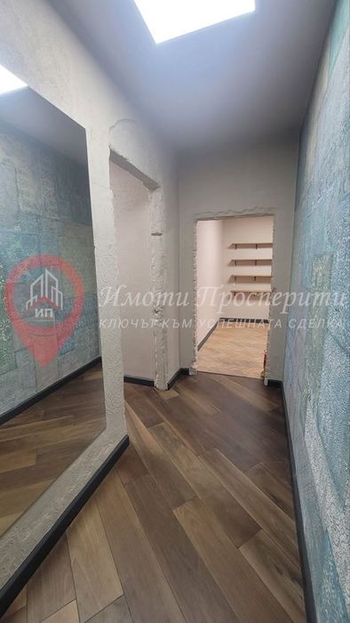 Офис в София-Център площ 85 цена 700