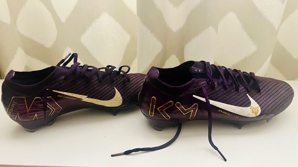 Калеври NIKE ZM VAPOR 16 ELITE KM FG, номер 43,Kylian Mbappe