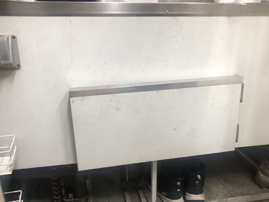 Холодильник в отличном состаяние