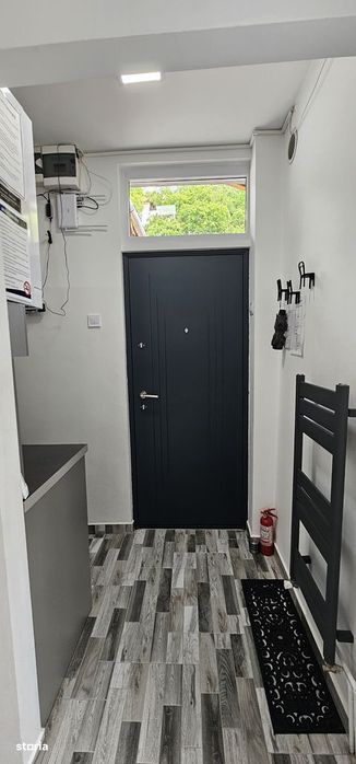 Apartament de vanzare cu terasă și beci, gata de utilizare