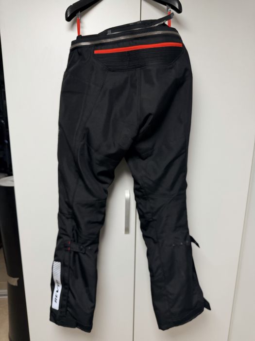 Vand pantaloni dama moto Revit