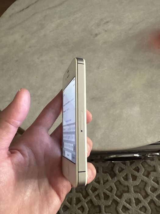 Iphone 4s, заключен