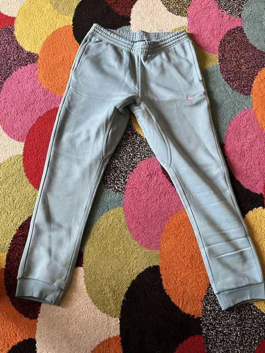 Vând pantaloni de trening bumbac Nike, nou