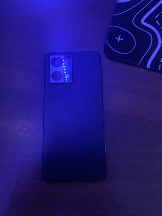 Продам oppo reno 7