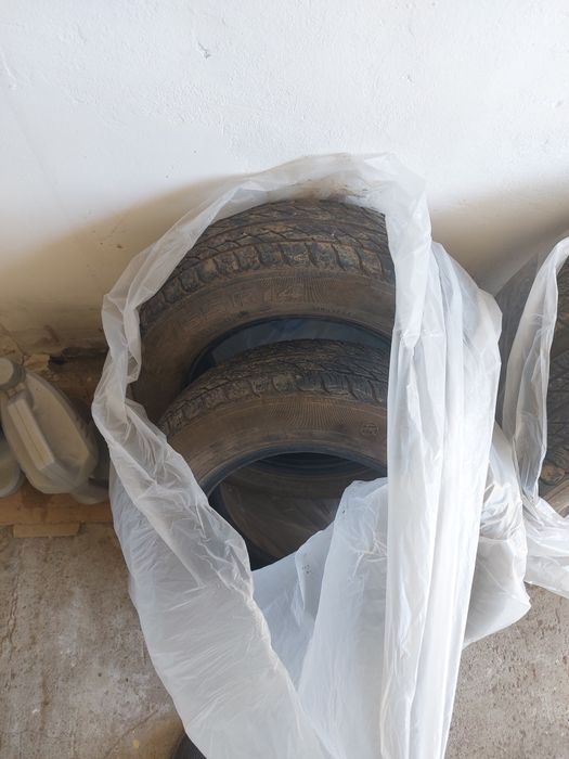 Продам 4 шины бу за 20 тыс