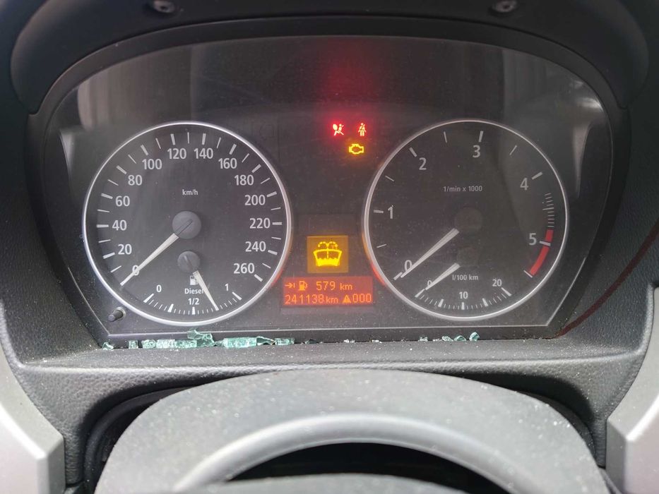 На части БМВ Е90 318д 122 коня / bmw E90 320d 122hp