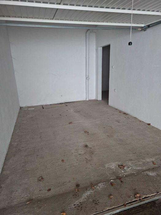 Продава се Гараж / Паркомясто в Търговище, Център - 18 кв.м за 510 €/кв.м - Снимка #3