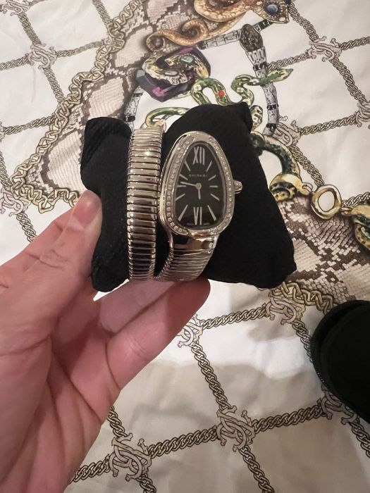 Дамски часовник 2025