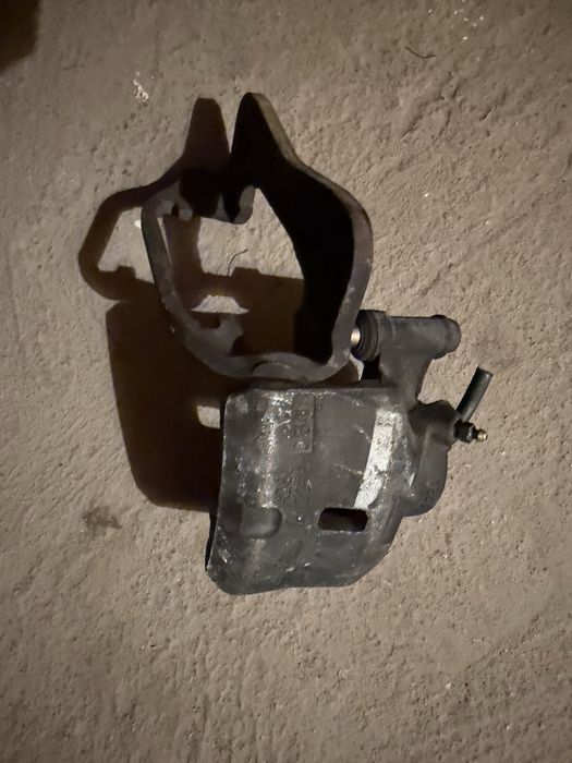 супорт на тормозной диск