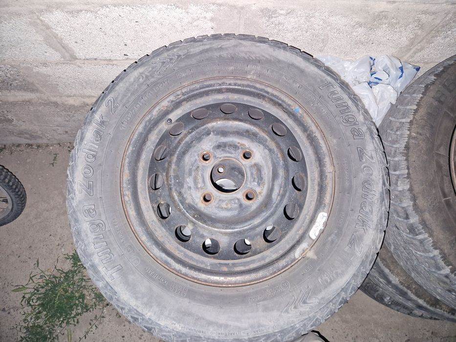 Продам колеса с шинами