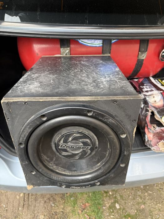 Pioneer SAMBUFER + Usilitel qo’yilgan sotiladi