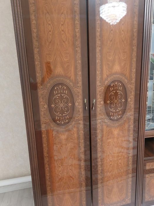 Шкафы и камод под телевизор