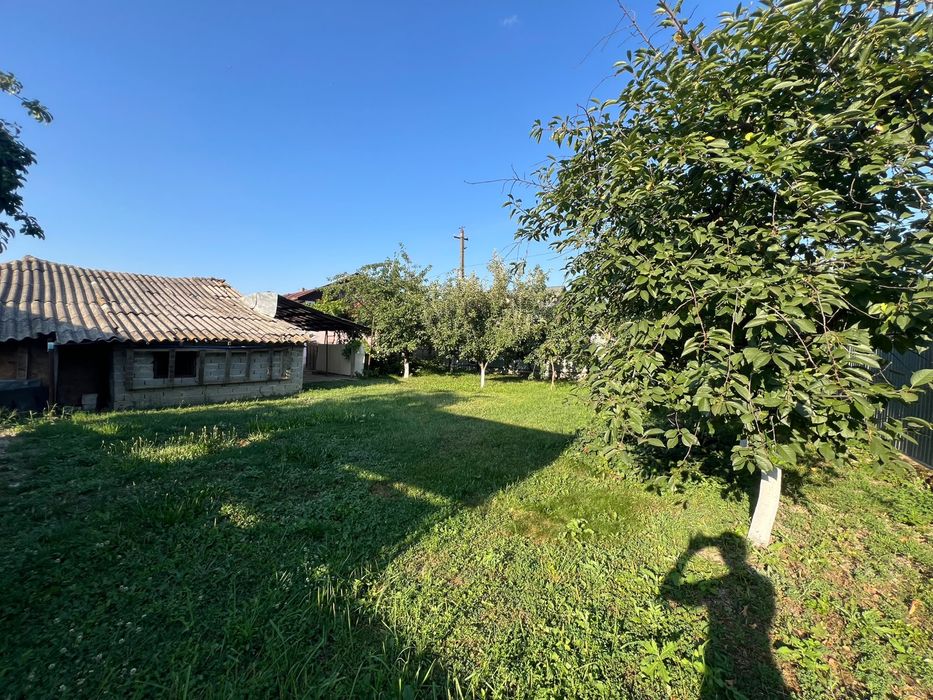 Vand casa Comuna Lunguletu Jud. Dambovita