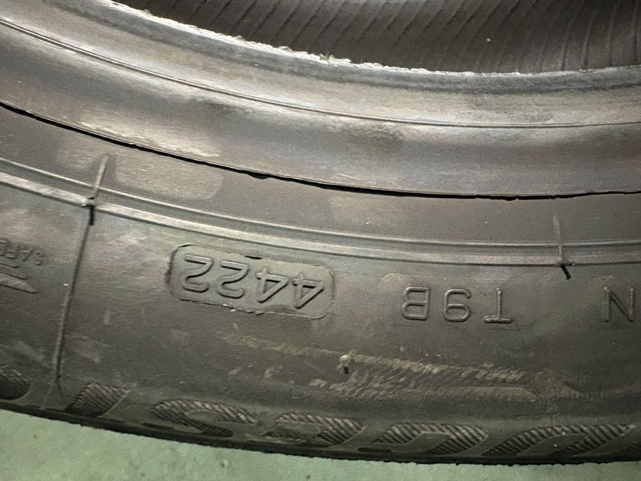 Зимни гуми 225/50/18 нови