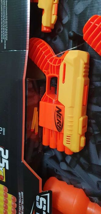 Игровой бластер nerf