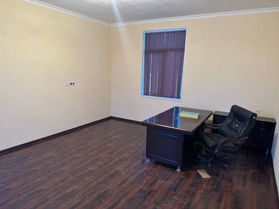 Сдается в аренду складское помещение 800м2 ор Bog’i shamol garden