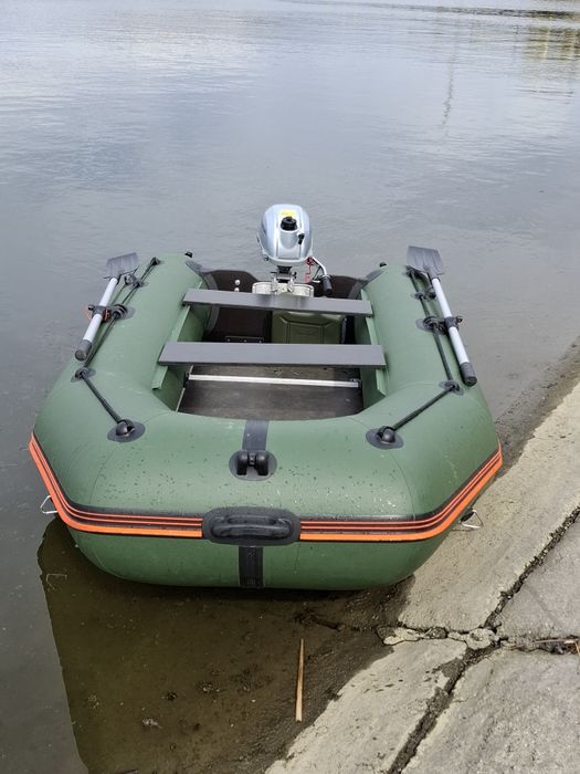 Barca gonflabila Kolibri + motor barca Honda /cizma scurta 2.3 CP 4T