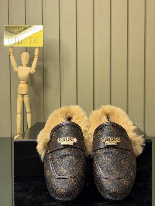 Papuci cu blana dama