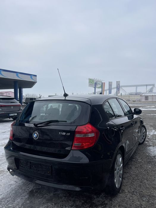 Bmw 118d 2010 143 cp