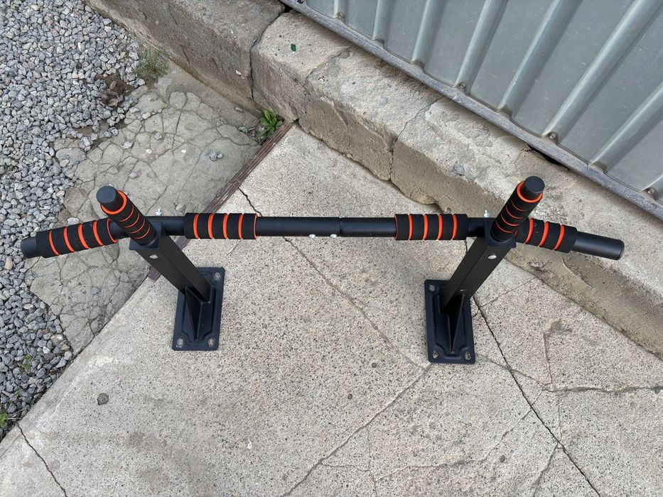 Срочно продам новый турник