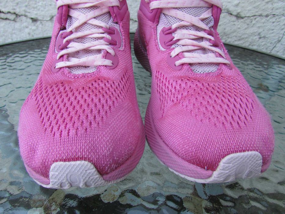 Дамски маратонки Under Armour HOVR Machina 3