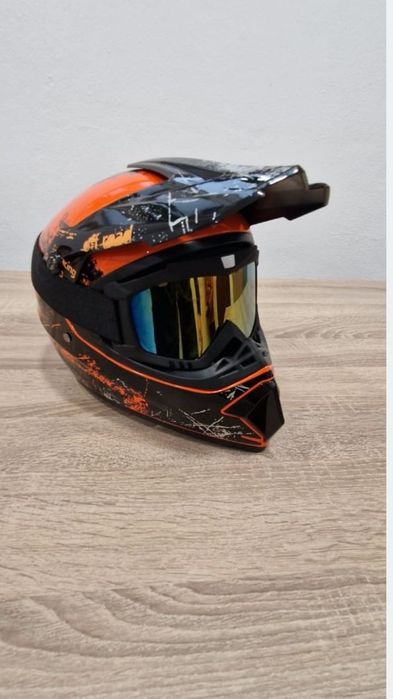 NOU!!! Cască moto off-road