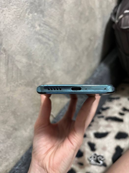 Продам обменяю vivo v25 pro